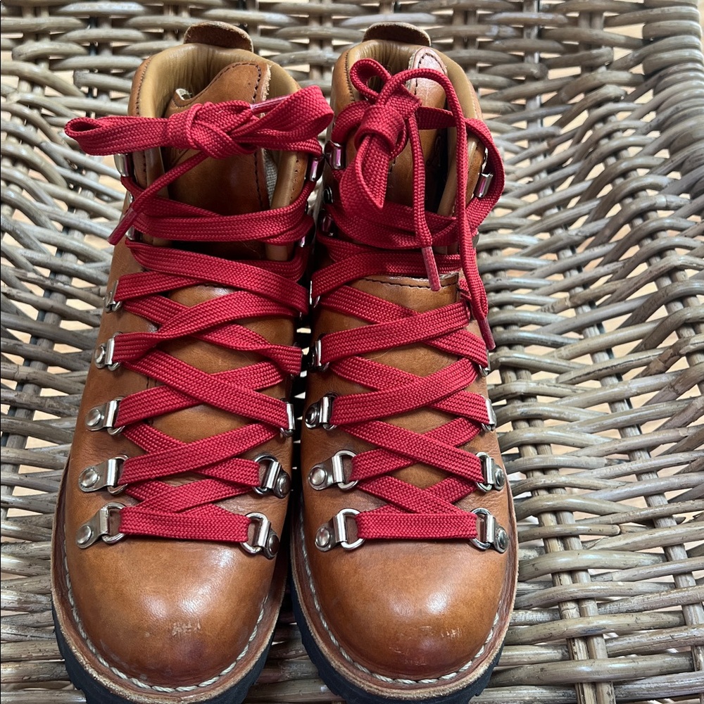 Danner Mountain Light Cascade Boot - image 2